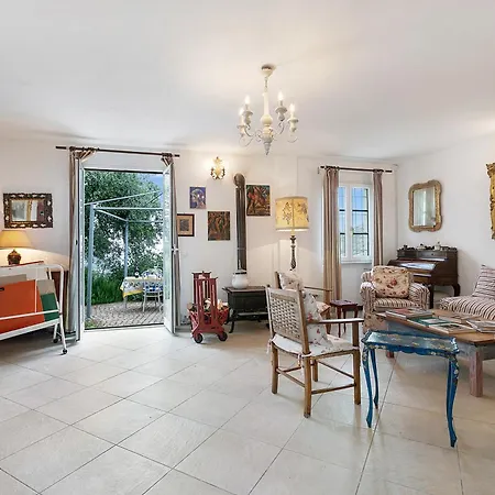 Ca D'Artista For Nature Lovers With Terrace Garden - Happy Rentals بيت للعطل *