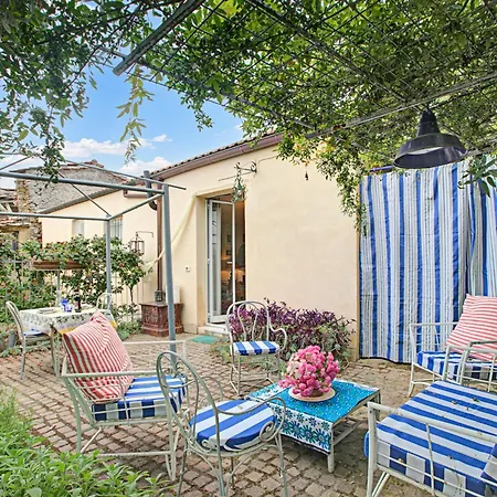 Holiday home Ca D'artista For Nature Lovers - Happy Stellanello